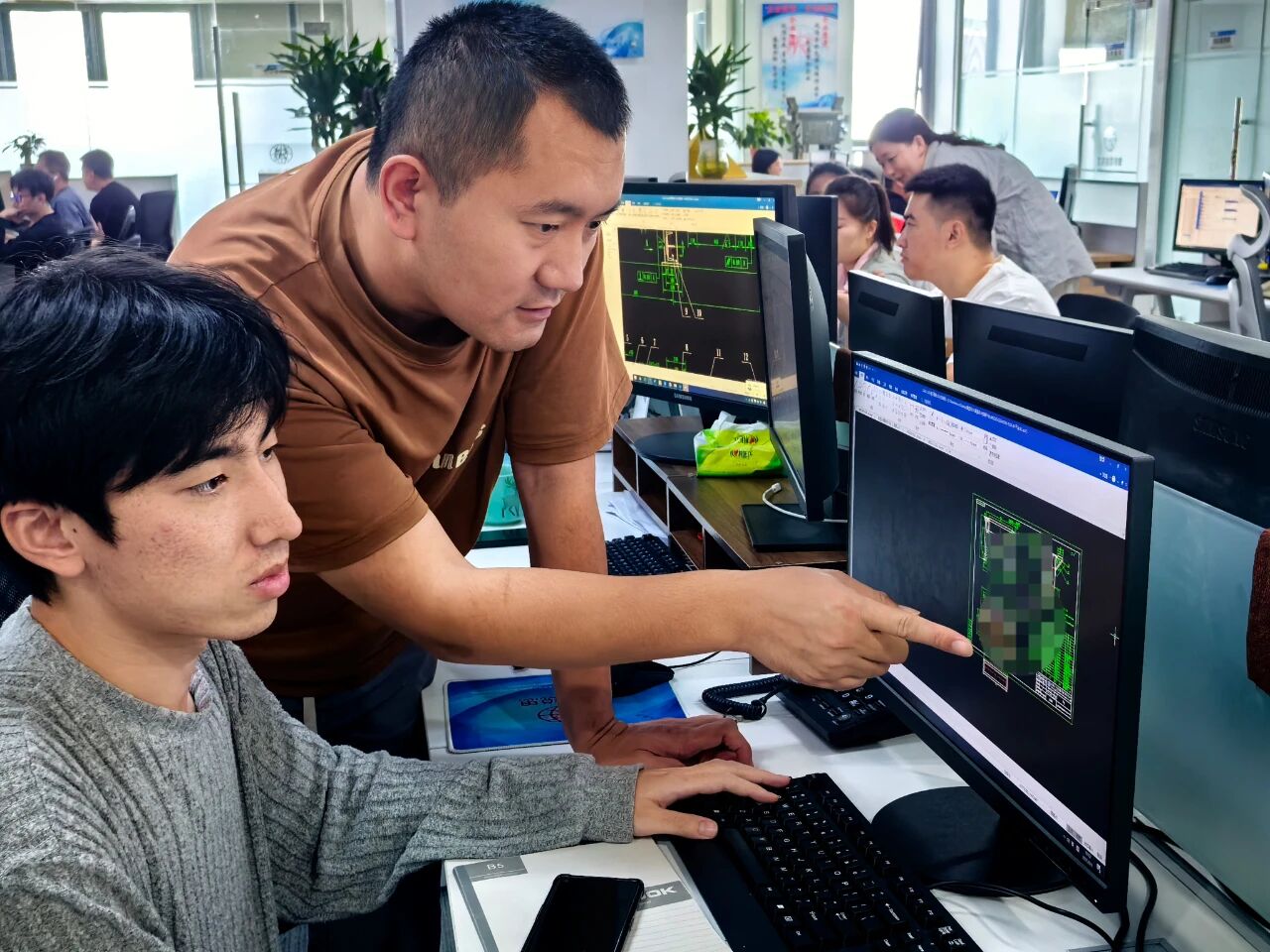 1757498082461428.jpg 4.jpg