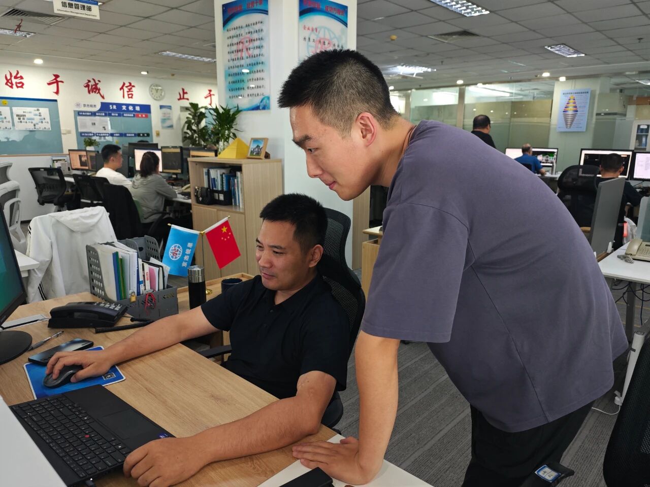 1757498099268684.jpg 3.jpg